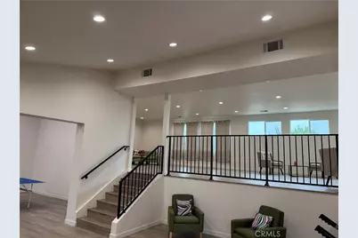 12830 Burbank, Valley Village, CA 91607 - Photo 17