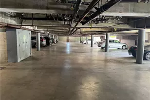 12830 Burbank, Valley Village, CA 91607 - Photo 35