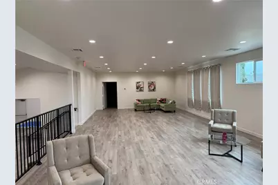 12830 Burbank, Valley Village, CA 91607 - Photo 19