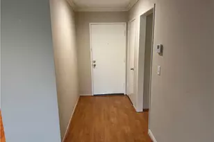 12830 Burbank, Valley Village, CA 91607 - Photo 5