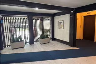 12830 Burbank, Valley Village, CA 91607 - Photo 7