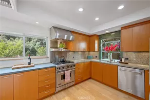 4109 Empis St, Woodland Hills, CA 91364 - Photo 23
