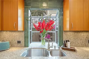 4109 Empis St, Woodland Hills, CA 91364 - Photo 25