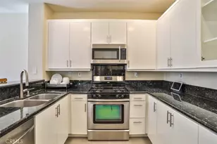 5 Arese Aisle, Irvine, CA 92606 - Photo 25