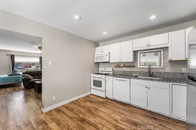 107 Brentwood, Tehachapi, CA 93561 - Photo 13