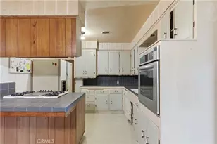 10136 McBroom, Sunland, CA 91040 - Photo 9