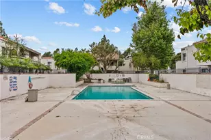 25019 Peachland Ave, Newhall, CA 91321 - Photo 31