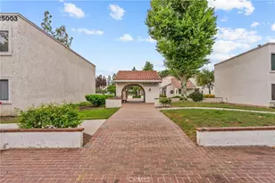 25019 Peachland Ave, Newhall, CA 91321 - Photo 27