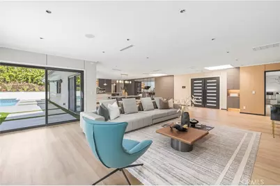 18057 Medley Drive, Encino, CA 91316 - Photo 7