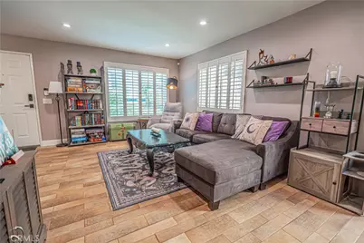 18714 Vista Del Canon #B, Newhall, CA 91321 - Photo 5