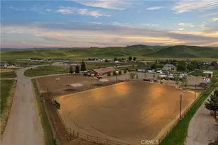 241 Vera Fern Dr, Bakersfield, CA 93308 - Photo 1