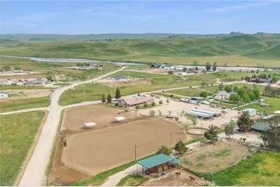 241 Vera Fern Drive, Bakersfield, CA 93308 - Photo 47