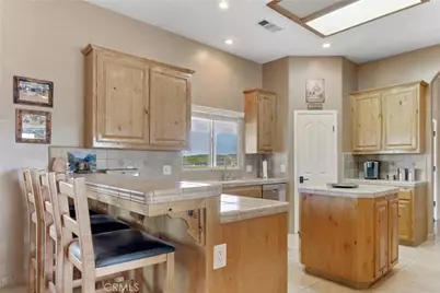 241 Vera Fern Drive, Bakersfield, CA 93308 - Photo 15