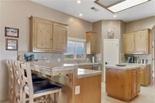 241 Vera Fern Dr, Bakersfield, CA 93308 - Photo 15