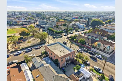 901 E 33rd, Los Angeles, CA 90011 - Photo 9