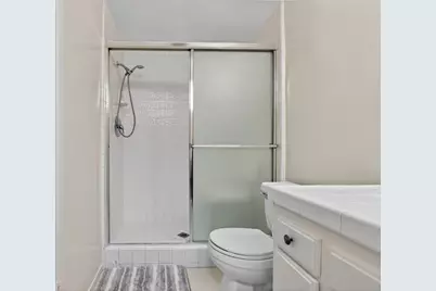 5429 Newcastle #204, Encino, CA 91316 - Photo 21