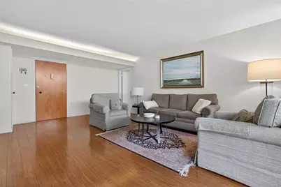 5429 Newcastle #204, Encino, CA 91316 - Photo 7