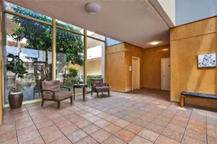 5429 Newcastle, Encino, CA 91316 - Photo 3
