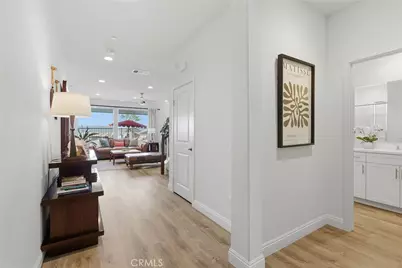 18106 Meridian, Saugus, CA 91350 - Photo 5