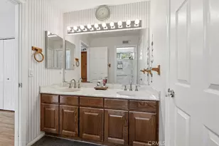 41830 Stratford Cir, Palmdale, CA 93551 - Photo 37