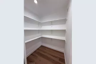 6902 Lasaine Avenue, Lake Balboa, CA 91406 - Photo 15