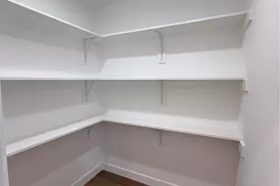 6902 Lasaine Ave, Lake Balboa, CA 91406 - Photo 15