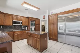 9734 Kentland, Chatsworth, CA 91311 - Photo 17