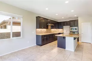 19122 Graham, Saugus, CA 91350 - Photo 45