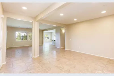 19122 Graham, Saugus, CA 91350 - Photo 31