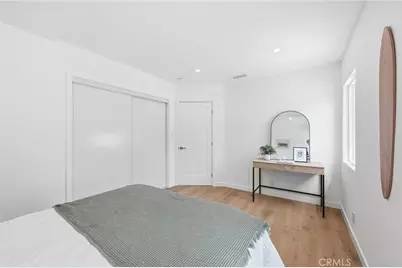 17420 Collins Street, Encino, CA 91316 - Photo 25