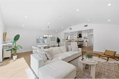 17420 Collins Street, Encino, CA 91316 - Photo 7