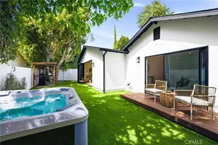 17420 Collins St, Encino, CA 91316 - Photo 3