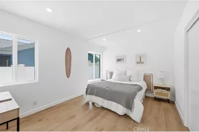 17420 Collins Street, Encino, CA 91316 - Photo 25