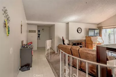27440 Annette Jo Circle, Saugus, CA 91350 - Photo 7
