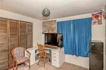 27440 Annette Jo Circle, Saugus, CA 91350 - Photo 13