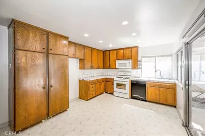 27440 Annette Jo Circle, Saugus, CA 91350 - Photo 9