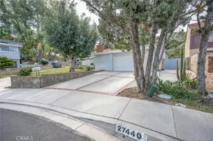 27440 Annette Jo Cir, Saugus, CA 91350 - Photo 25