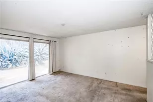27440 Annette Jo Cir, Saugus, CA 91350 - Photo 15