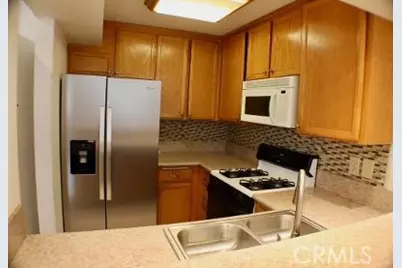 5325 Newcastle, Encino, CA 91316 - Photo 5