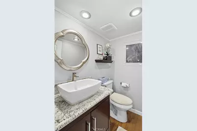6225 Shoup Avenue #90, Woodland Hills, CA 91367 - Photo 9