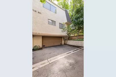 6121 Shoup Avenue #35, Woodland Hills, CA 91367 - Photo 27