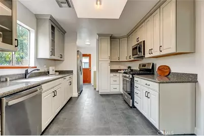 5723 Ensign, North Hollywood, CA 91601 - Photo 13