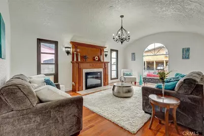 5723 Ensign, North Hollywood, CA 91601 - Photo 1