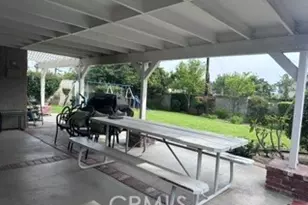 20326 Devonshire St, Chatsworth, CA 91311 - Photo 13