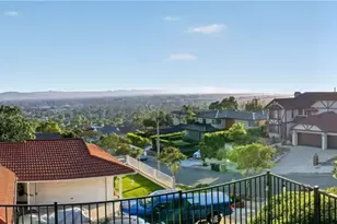 924 Irving Dr, Burbank, CA 91504 - Photo 29