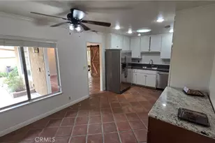 25657 Almendra Dr, Valencia, CA 91355 - Photo 9