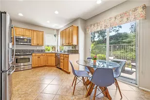 28033 Memory Ln, Valencia, CA 91354 - Photo 9