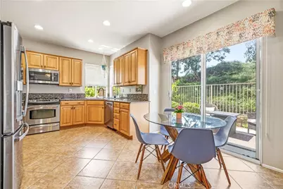 28033 Memory Lane, Valencia, CA 91354 - Photo 9