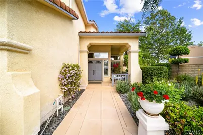 21634 Canyon Heights Circle, Saugus, CA 91390 - Photo 11