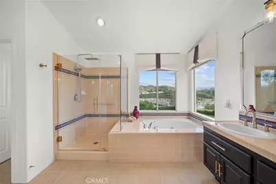 21634 Canyon Heights Circle, Saugus, CA 91390 - Photo 43